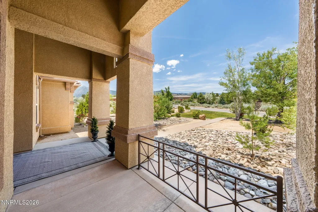 15200 Chateau Reno NV 89511