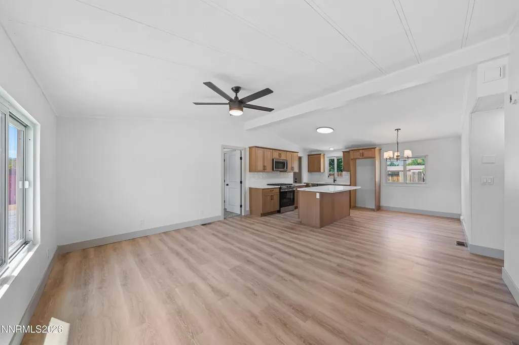 17585 Fantail Reno NV 89508