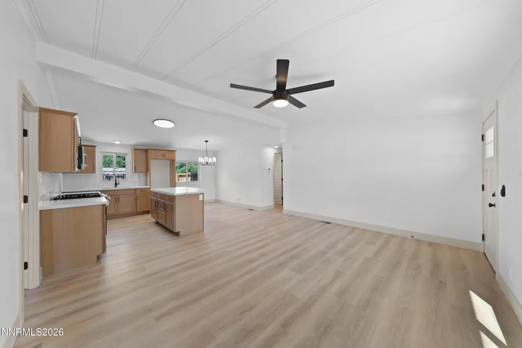 17585 Fantail Reno NV 89508