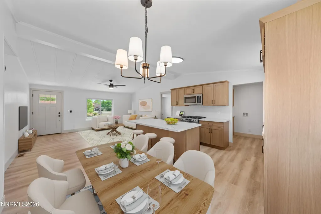 17585 Fantail Reno NV 89508