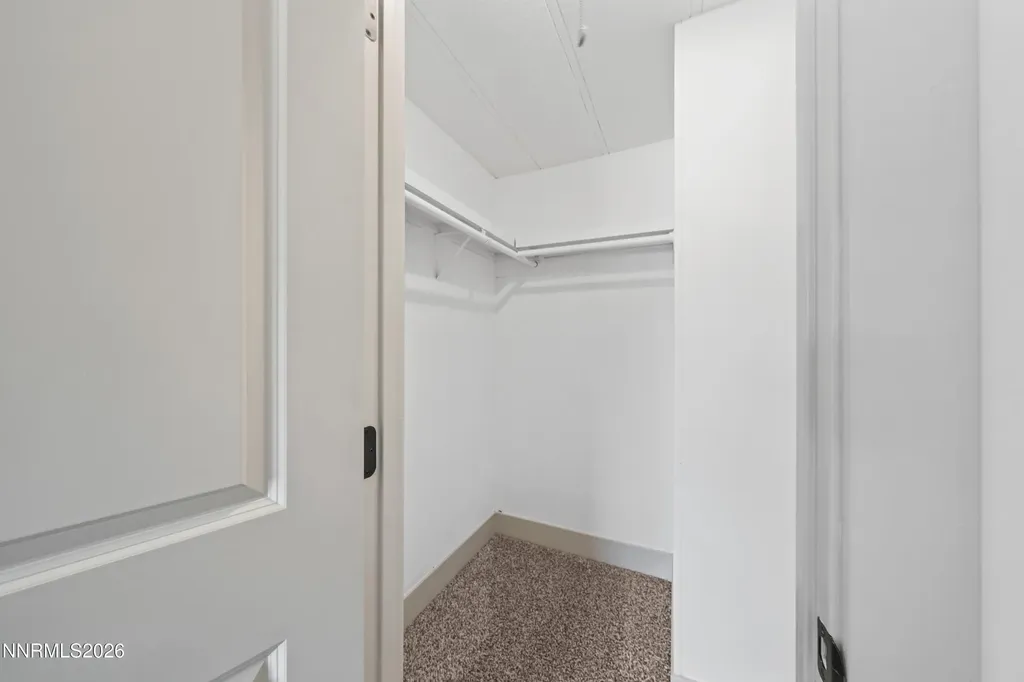 17585 Fantail Reno NV 89508