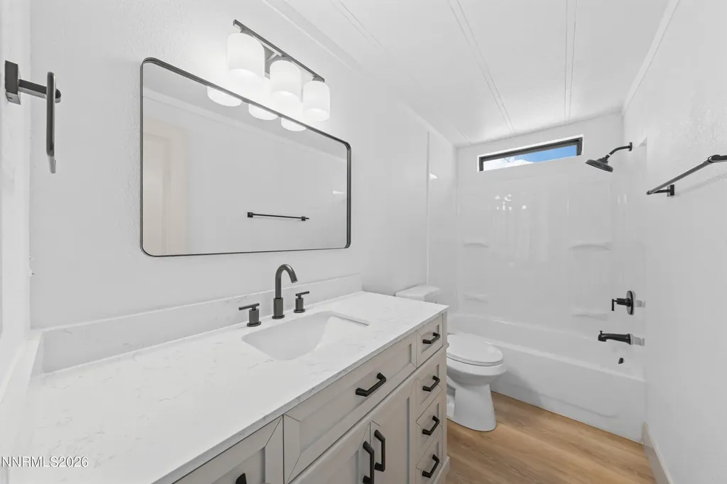 17585 Fantail Reno NV 89508