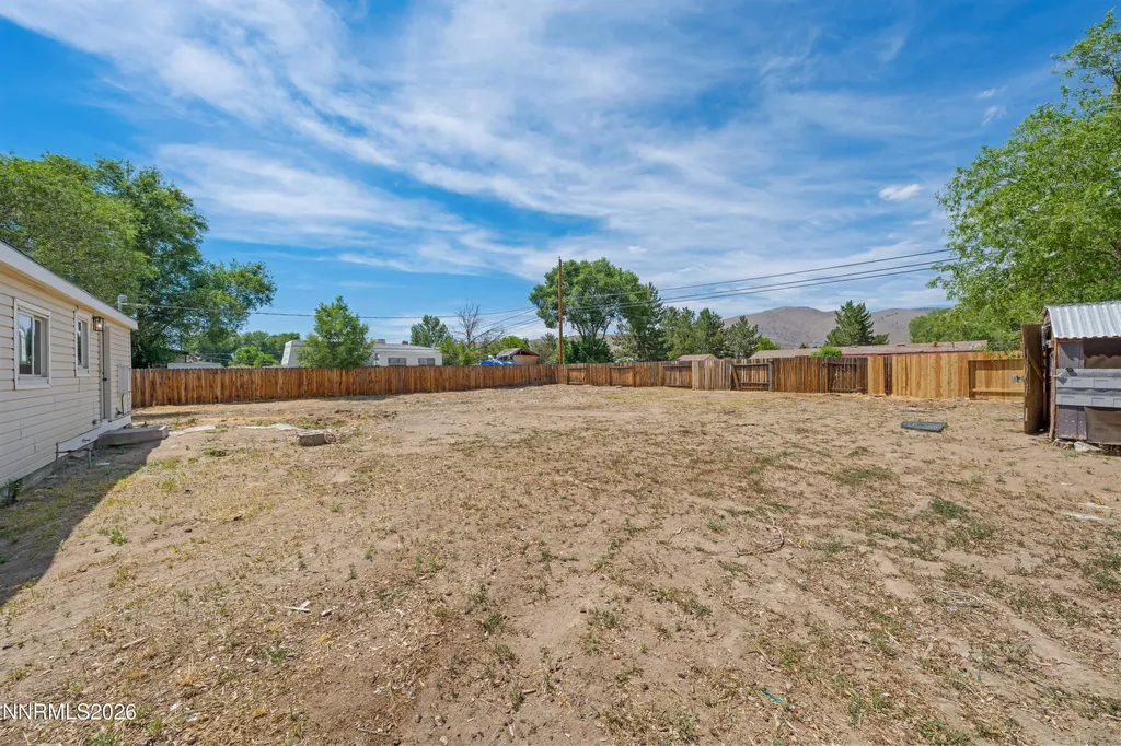 17585 Fantail Reno NV 89508