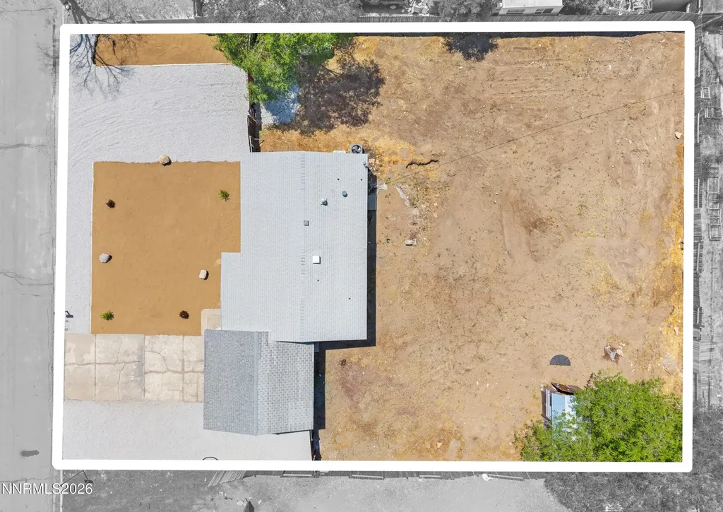17585 Fantail Reno NV 89508