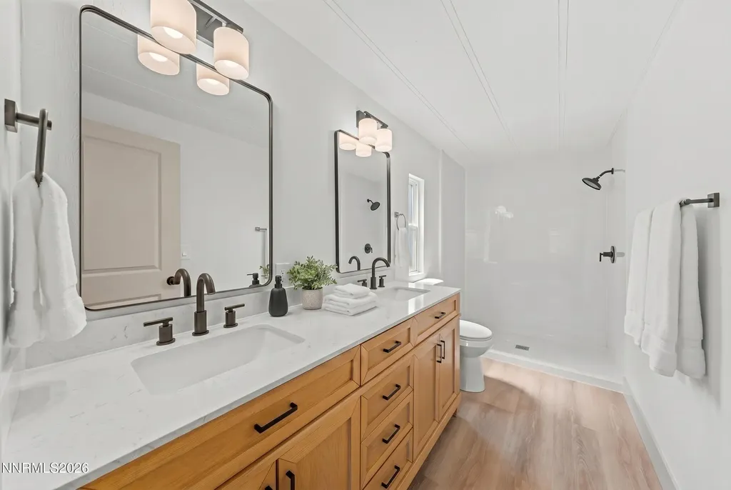 17585 Fantail Reno NV 89508