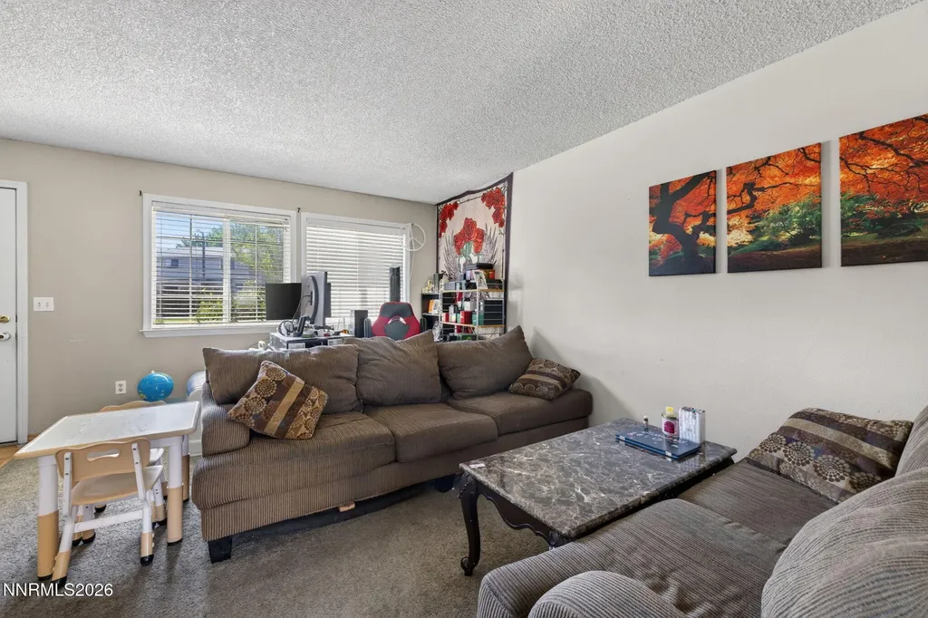 1354 El Dorado Gardnerville NV 89410