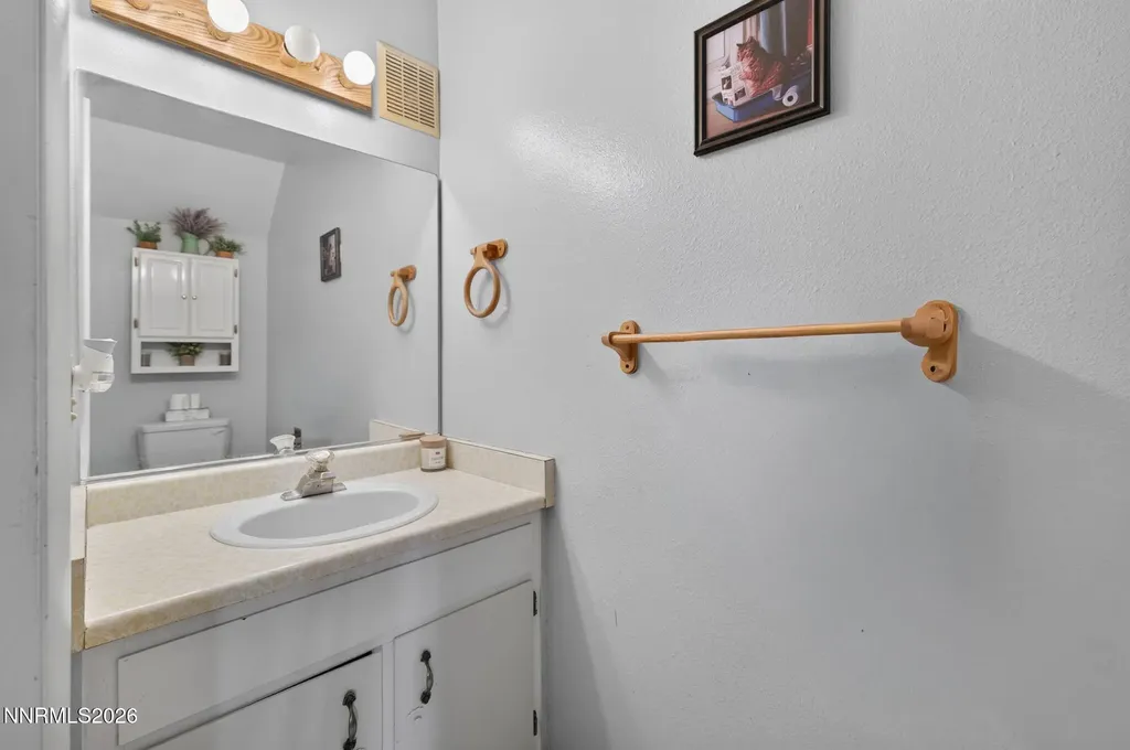 1354 El Dorado Gardnerville NV 89410