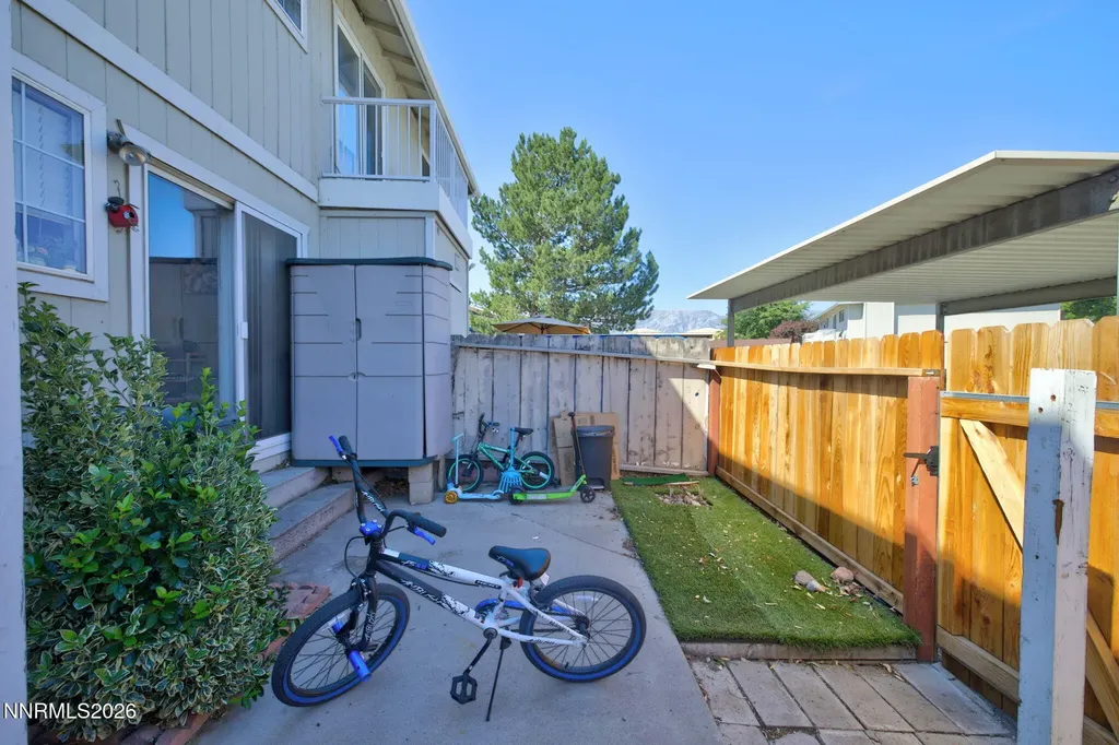 1354 El Dorado Gardnerville NV 89410