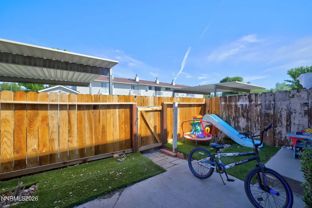 1354 El Dorado Gardnerville NV 89410