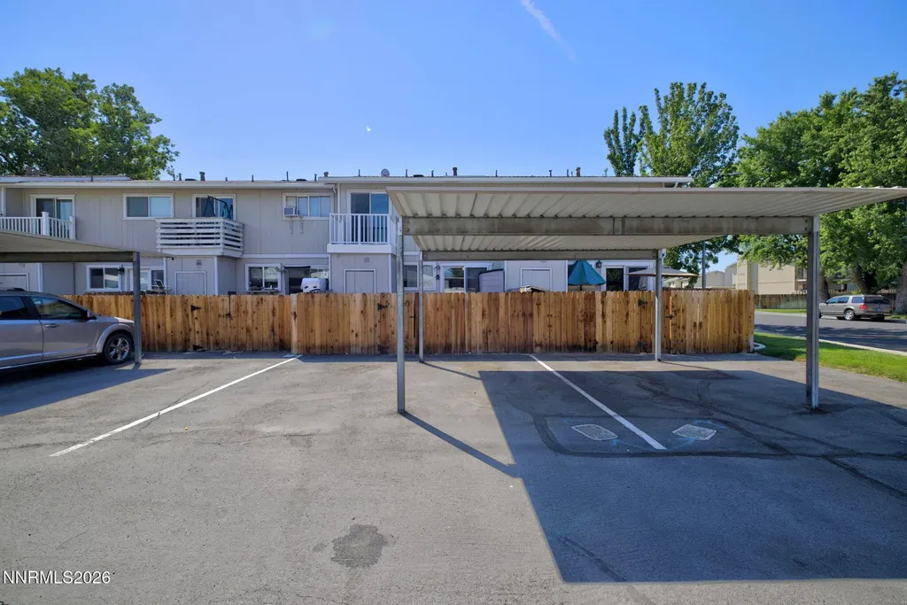 1354 El Dorado Gardnerville NV 89410