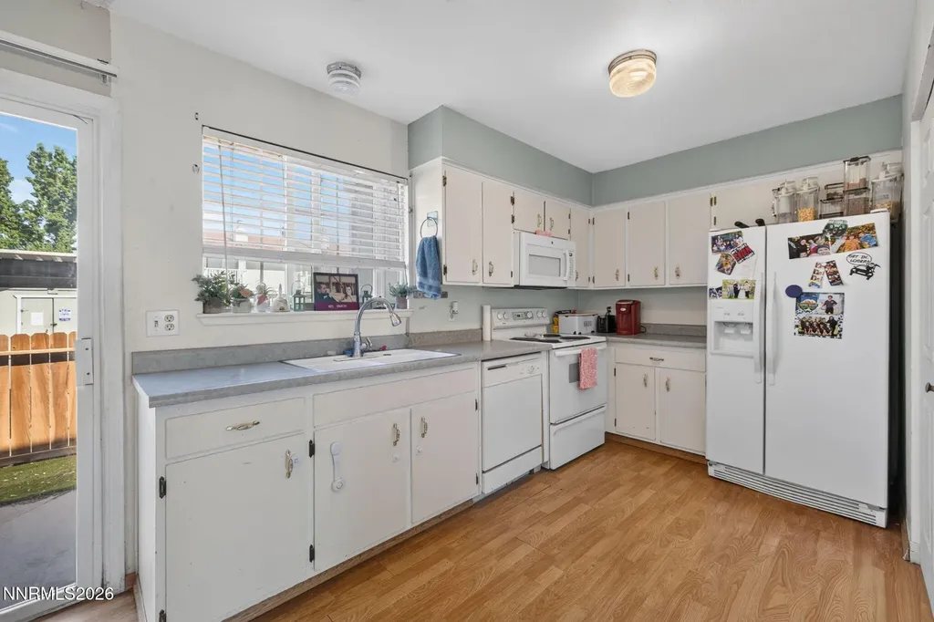 1354 El Dorado Gardnerville NV 89410