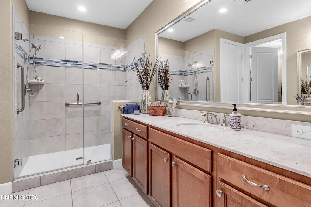 9589 Gazala Reno NV 89521