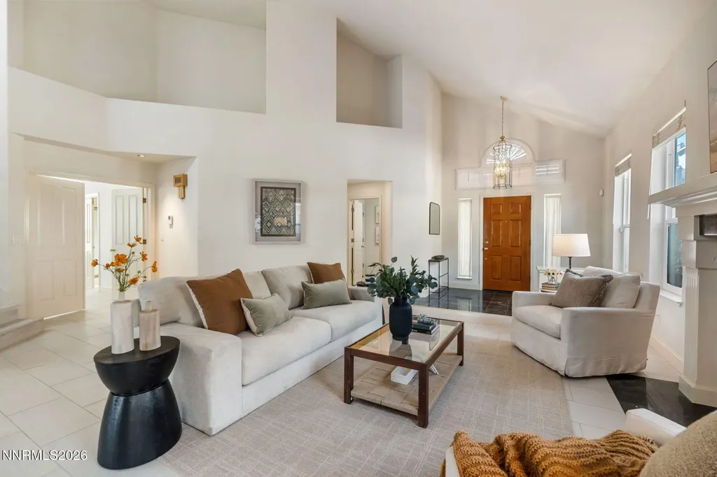 6186 Squires Reno NV 89519