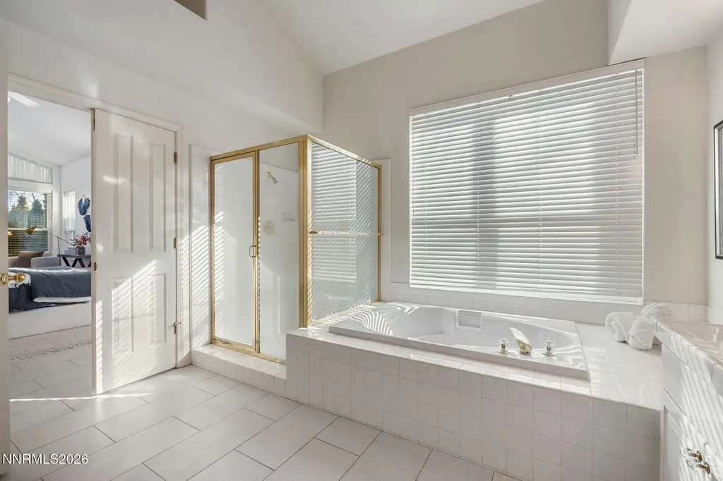 6186 Squires Reno NV 89519