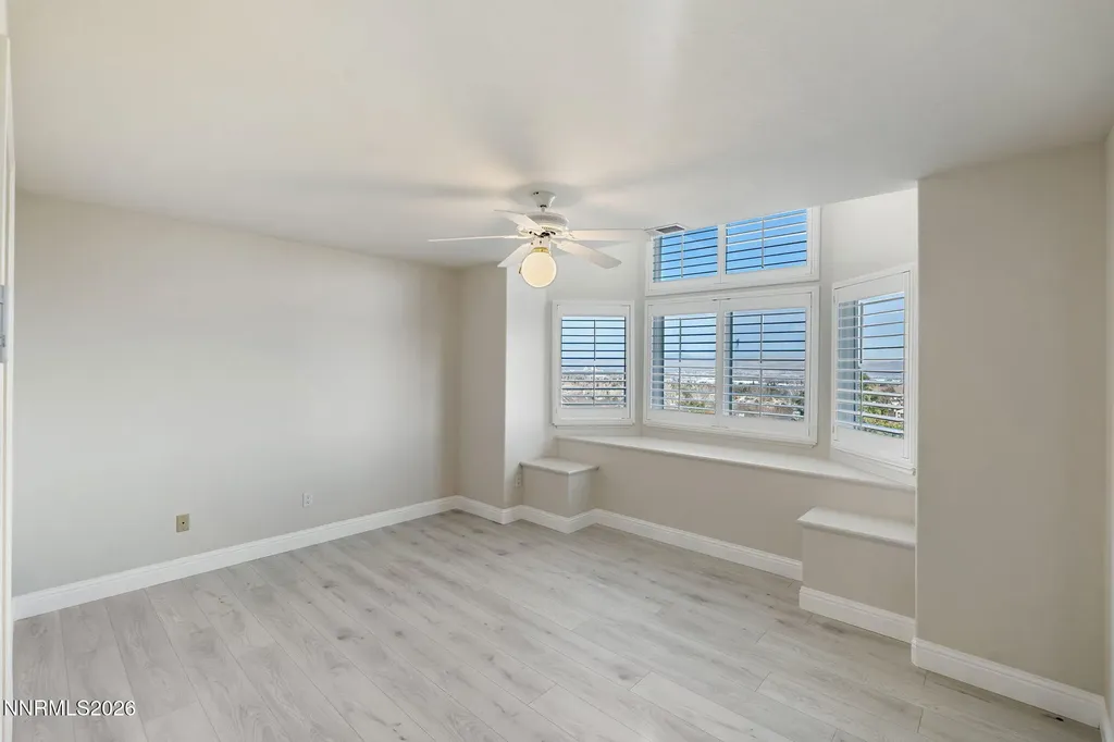 6186 Squires Reno NV 89519