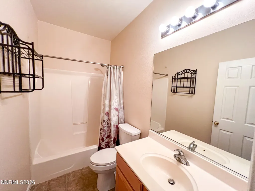 1135 Mountain Rose Fernley NV 89408