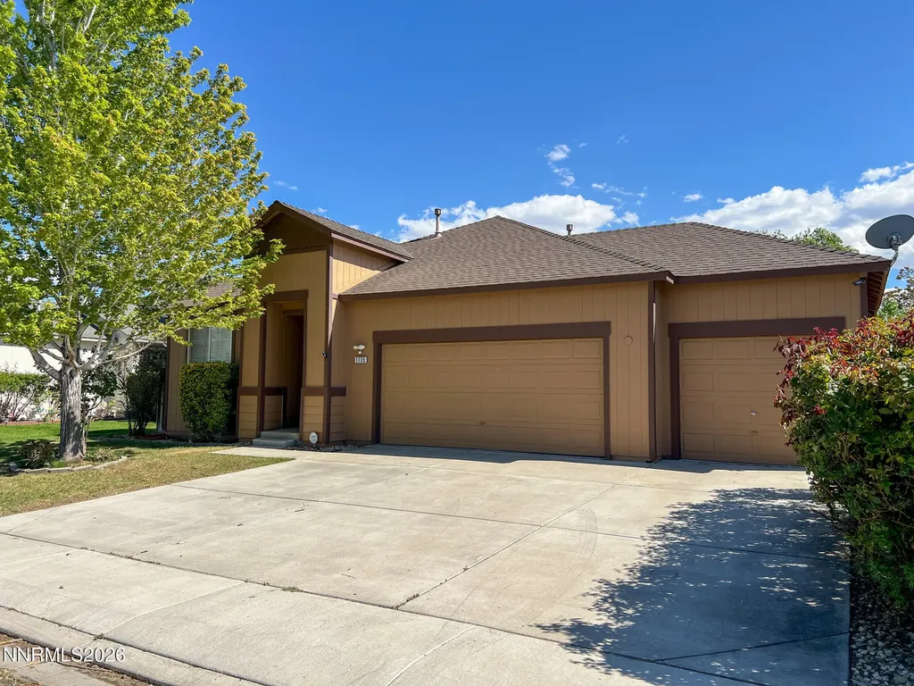 1135 Mountain Rose Fernley NV 89408