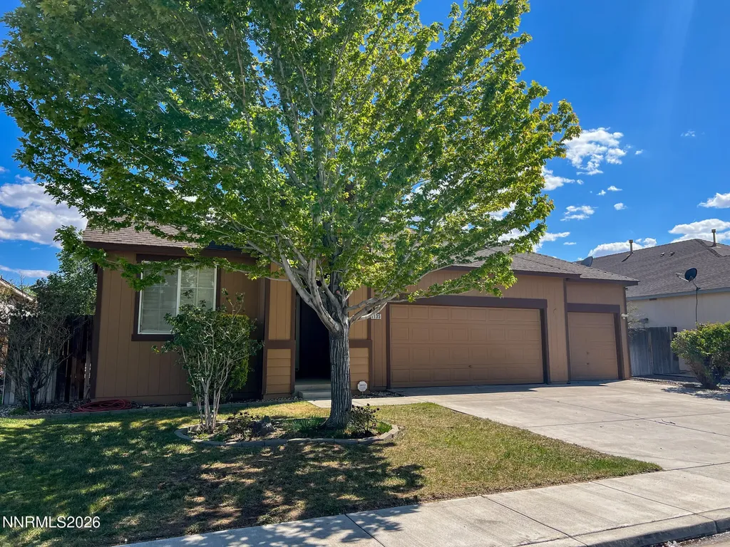 1135 Mountain Rose Fernley NV 89408