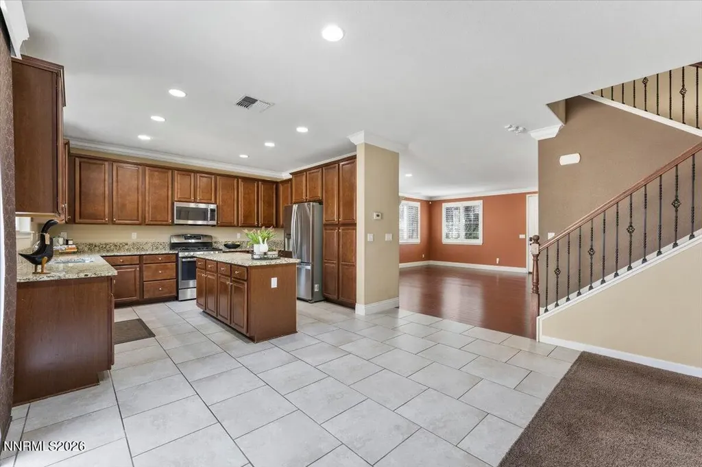 10825 Pebble Hill Reno NV 89521