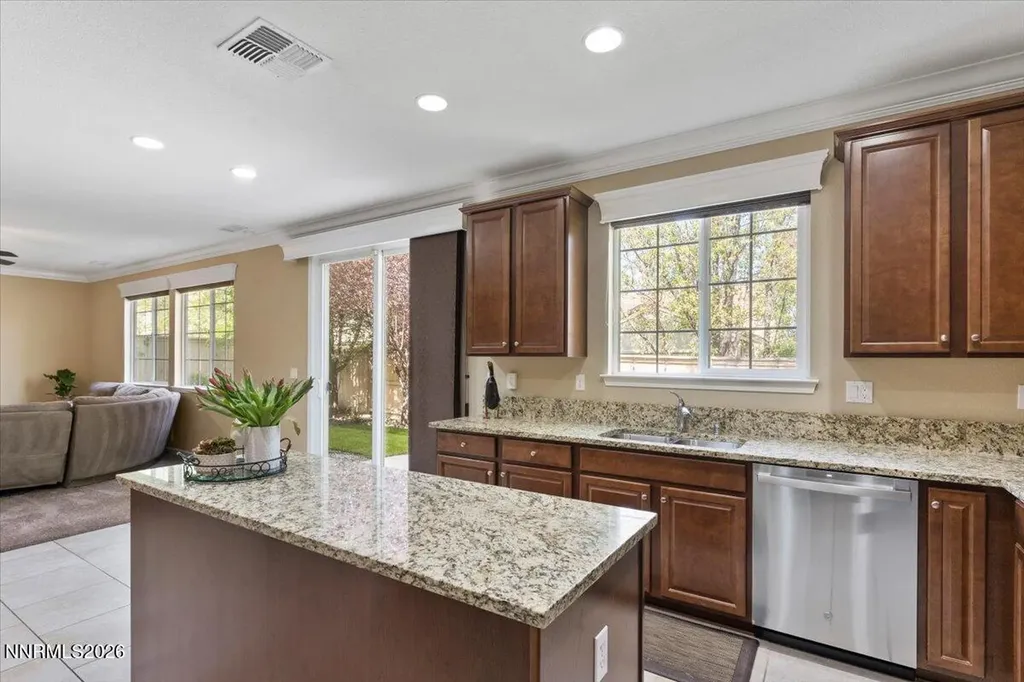 10825 Pebble Hill Reno NV 89521