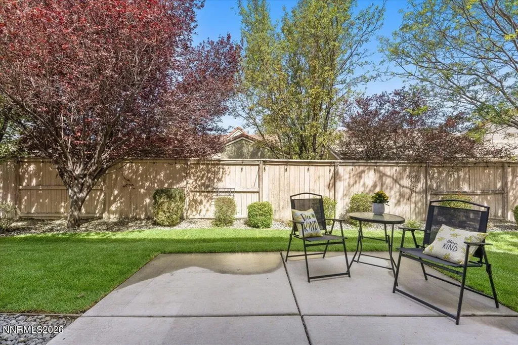 10825 Pebble Hill Reno NV 89521
