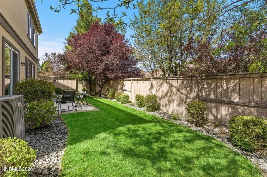 10825 Pebble Hill Reno NV 89521