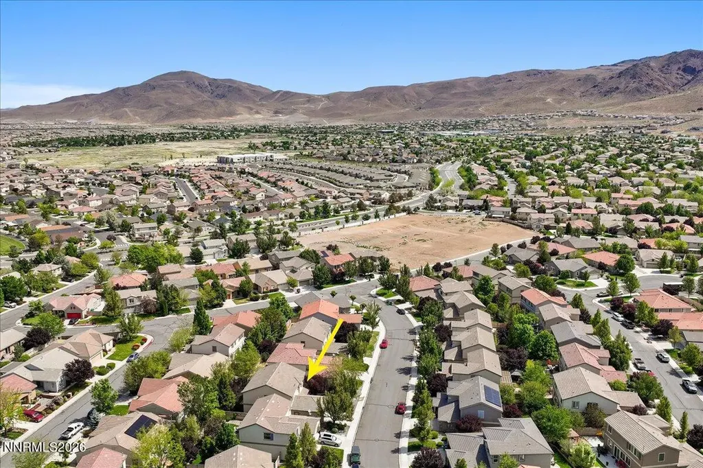 10825 Pebble Hill Reno NV 89521