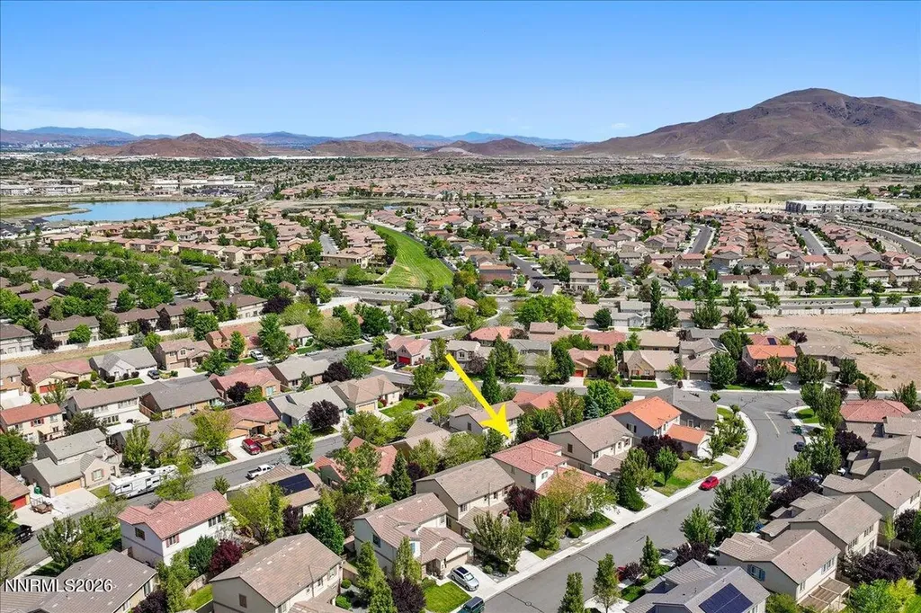10825 Pebble Hill Reno NV 89521