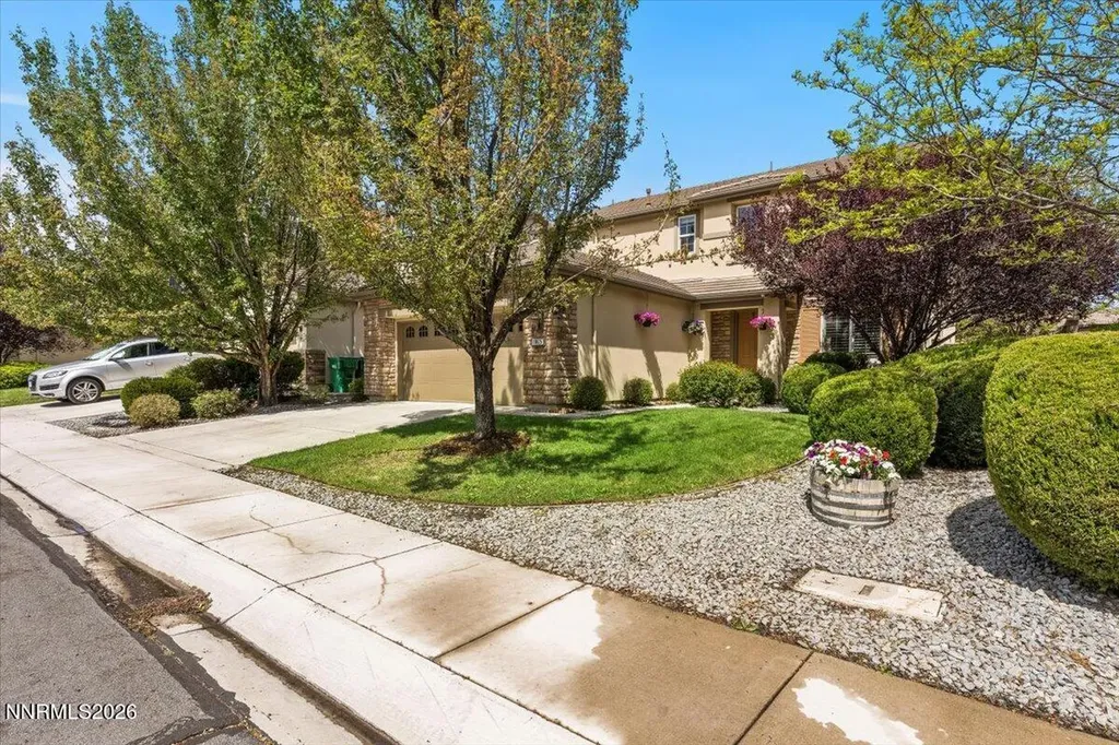 10825 Pebble Hill Reno NV 89521