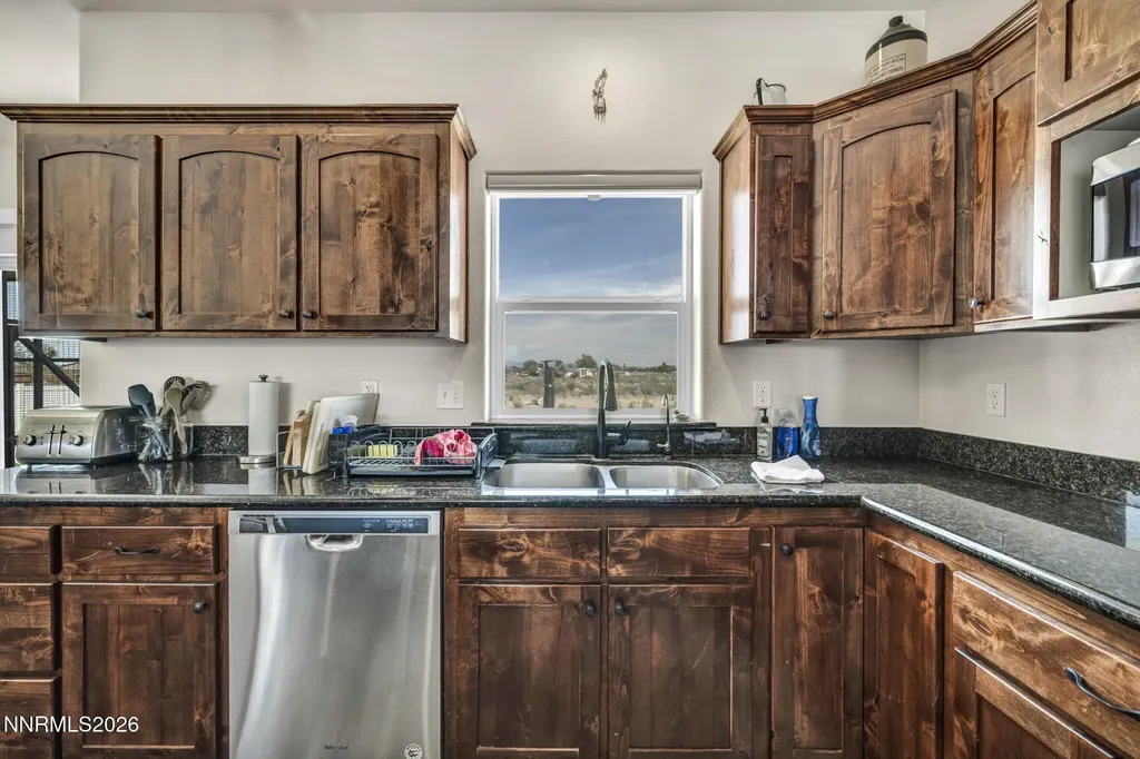 1286 Sky Ridge Fallon NV 89406
