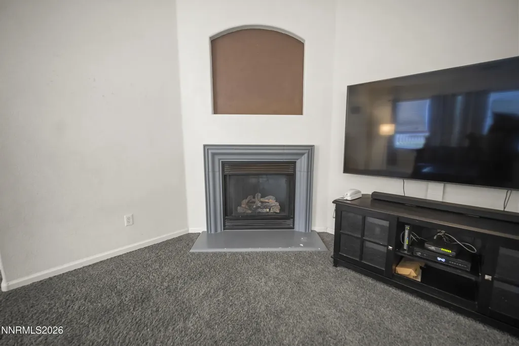 1708 Little Oak Fernley NV 89408