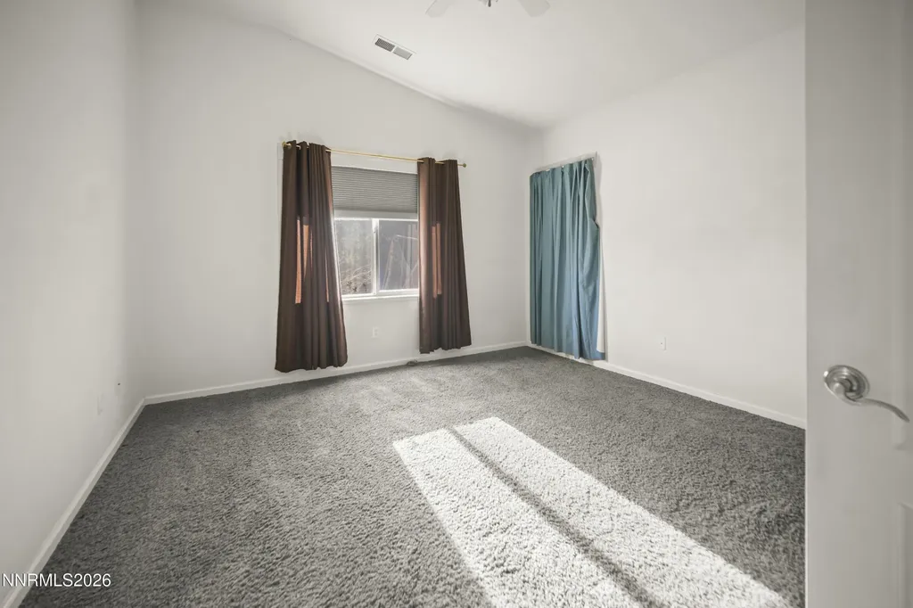 1708 Little Oak Fernley NV 89408