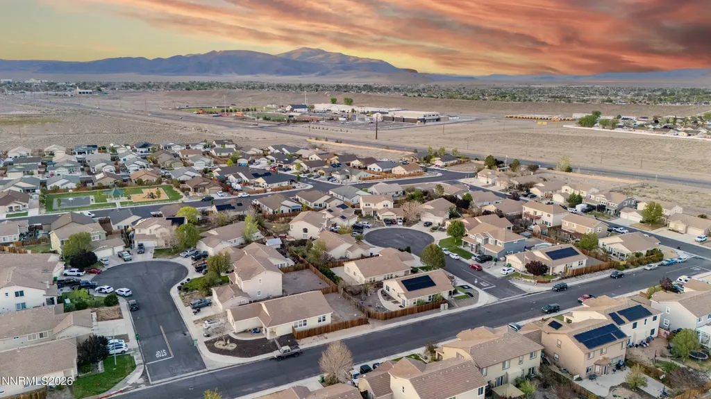 1708 Little Oak Fernley NV 89408