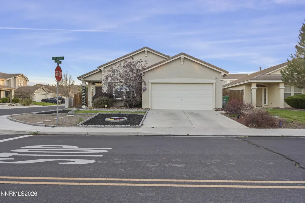 1708 Little Oak Fernley NV 89408