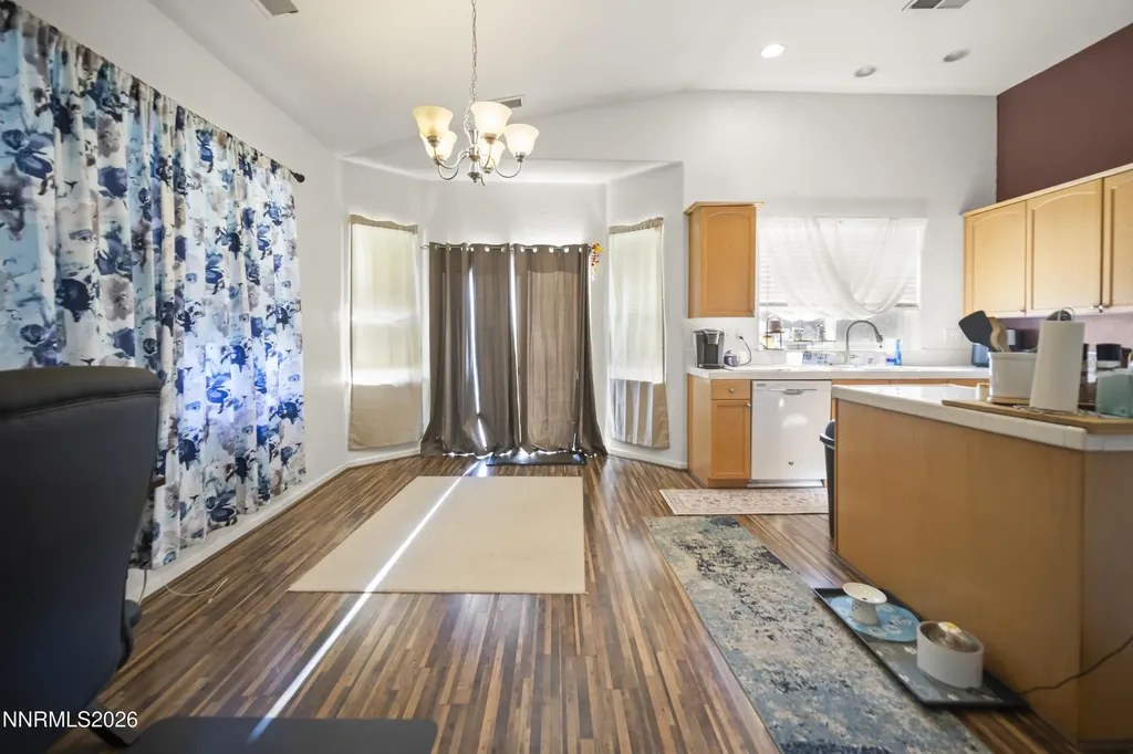 1708 Little Oak Fernley NV 89408