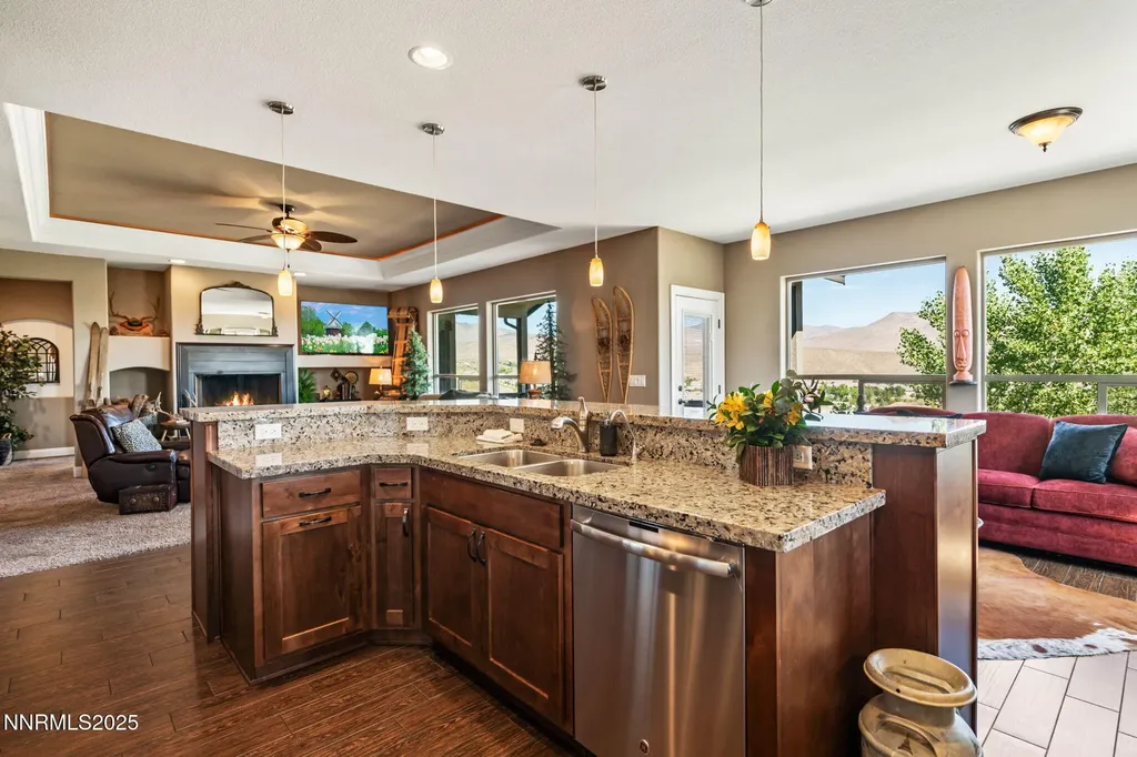 45 Casentino Dayton NV 89403