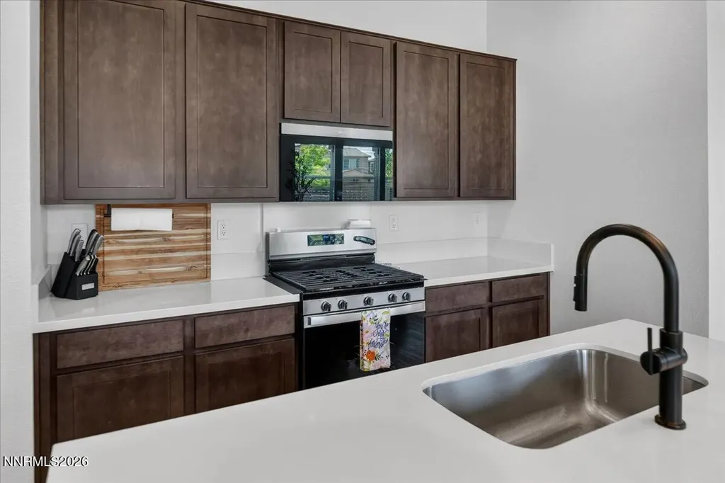 7803 Navasota Sparks NV 89436