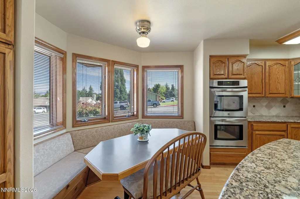 2271 Manzanita Reno NV 89509