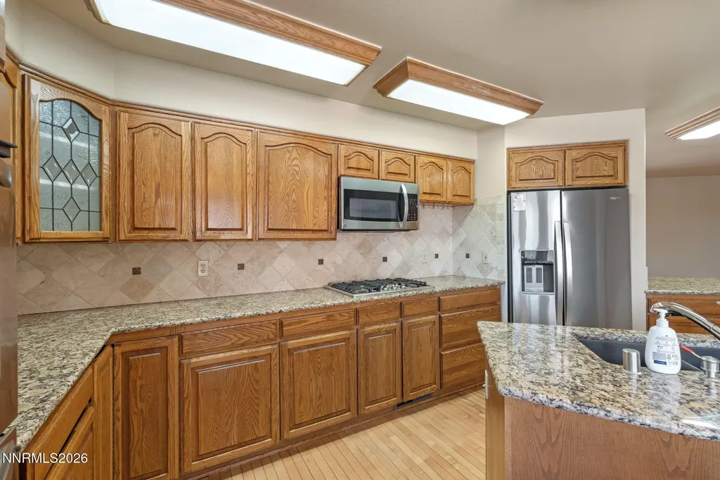 2271 Manzanita Reno NV 89509