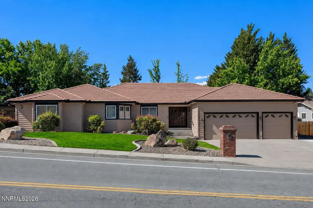 2271 Manzanita Reno NV 89509