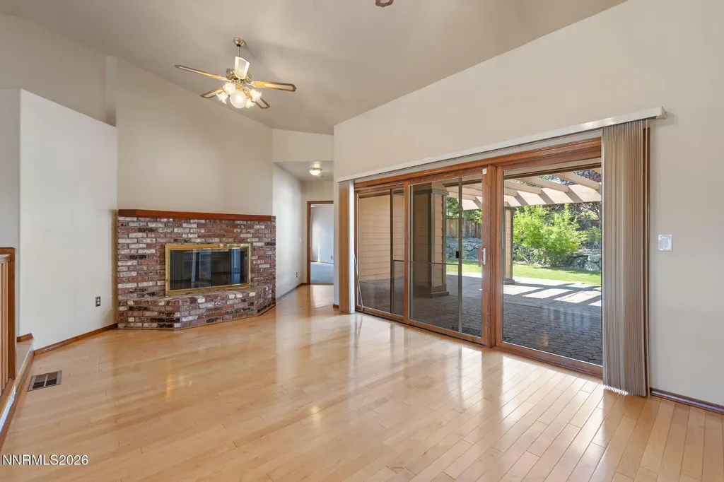 2271 Manzanita Reno NV 89509