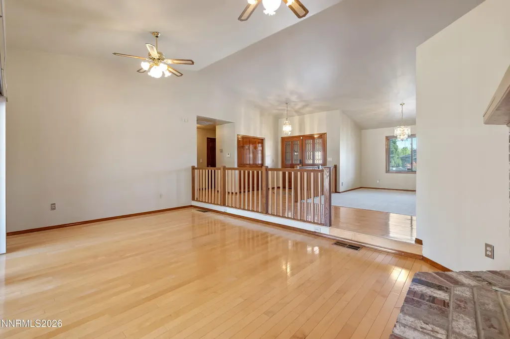 2271 Manzanita Reno NV 89509