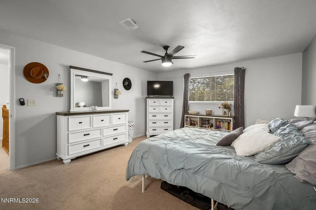 3228 Candelaria Sparks NV 89434