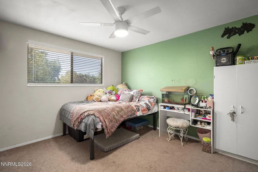 3228 Candelaria Sparks NV 89434