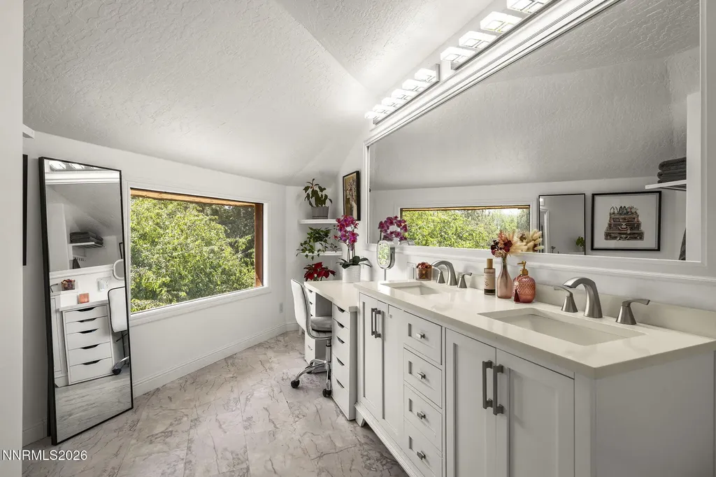 330 Sierra Manor Reno NV 89511