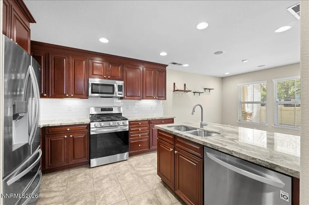 1679 Lone Oak Reno NV 89523