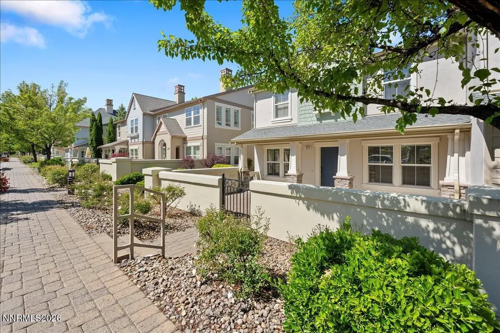 1679 Lone Oak Reno NV 89523