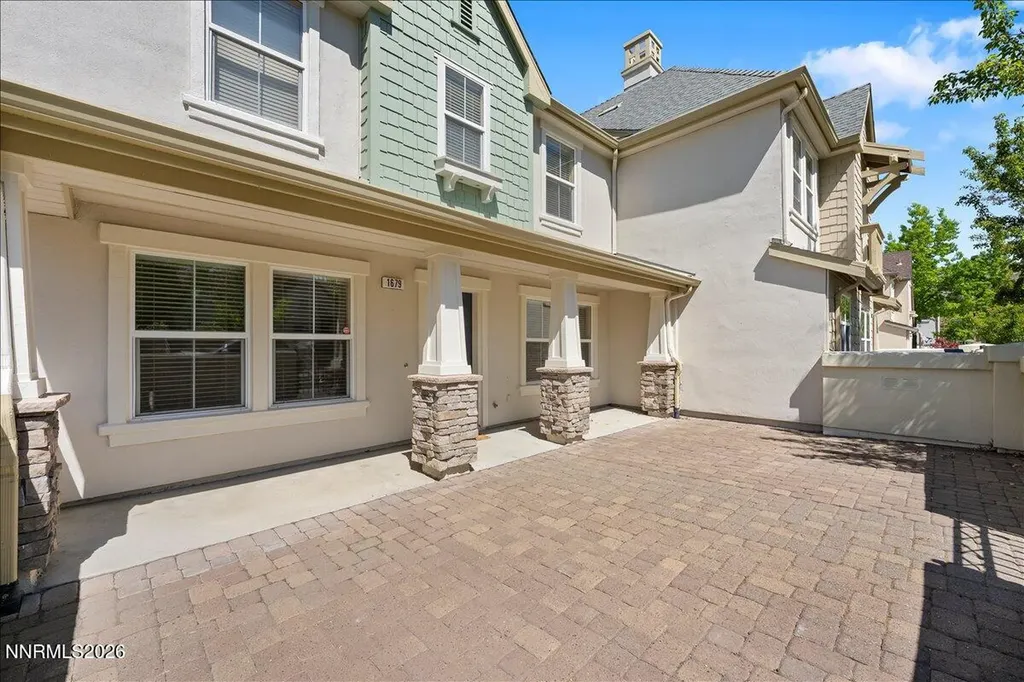 1679 Lone Oak Reno NV 89523