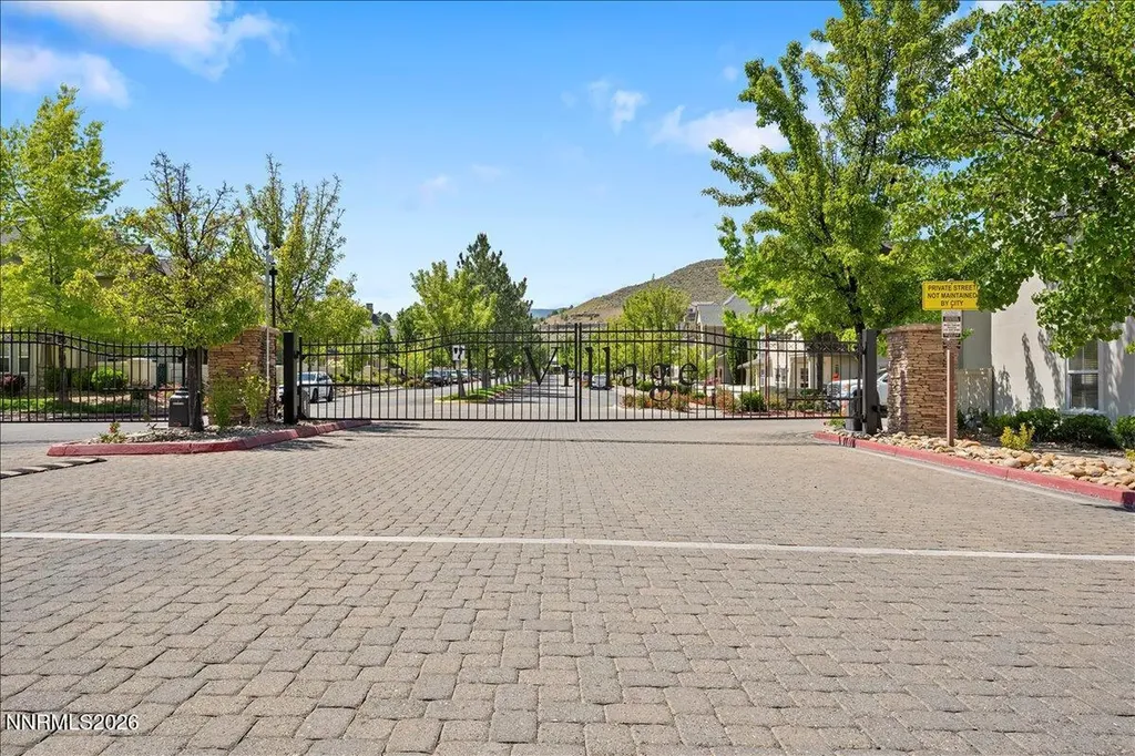 1679 Lone Oak Reno NV 89523