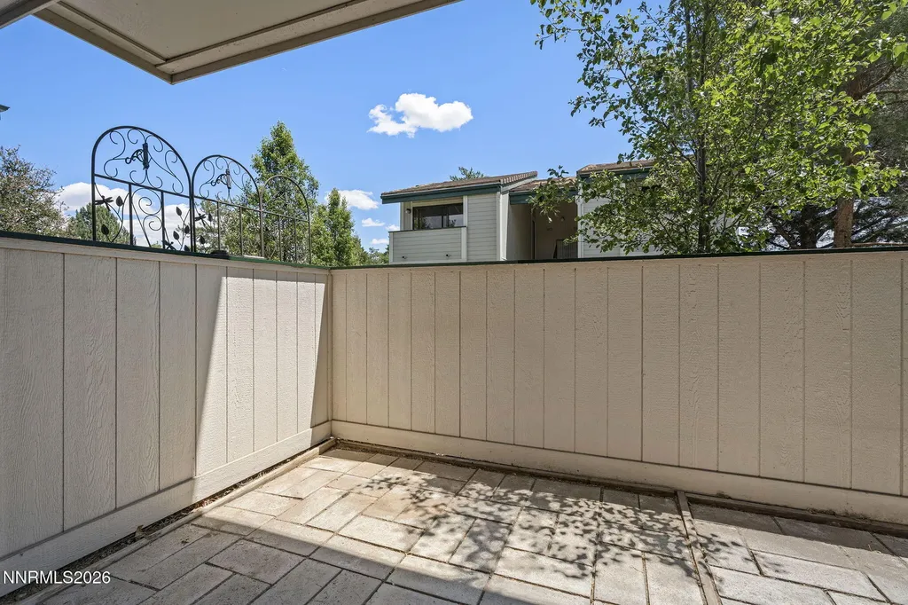 2495 Sycamore Glen Sparks NV 89434